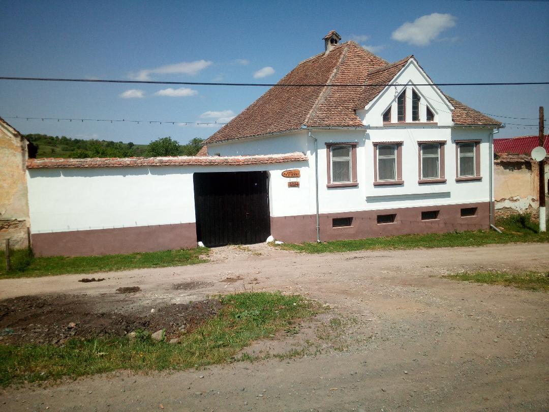 Casa Din Barcut Guest House Exterior photo
